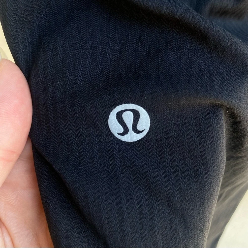 Lululemon Dance Studio Mid Rise Cropped Pant Size 4 - Picture 11 of 16